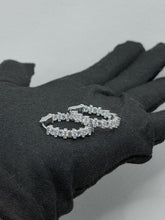 ARRACADA GRANDE VIÑETAS ZIRCONIA - BROCHE CLICK - PLATA .925
