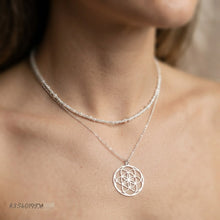 COLLAR GARGANTILLA PERLA CULTIVADA CHOKER CON DIJE DE MÁNDALA - PLATA .925