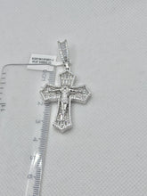 DIJE CRISTO CON PIEDRA ZIRCONIA BAGUETTE / MARGEN PICÓ - PLATA .925