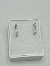 ARRACADA CUADRADA LÍNEA ZIRCONIA - PLATA .925
