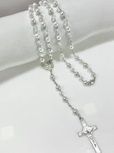 ROSARIO CRISTAL CON PERLA - PLATEADO