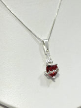 CADENA CON DIJE SAGRADO CORAZON DE JESUS -  MODELO 2 - PLATA .925