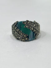 ANILLO PIEDRA VERDE CON HOJAS MARQUESITA - PLATA .925