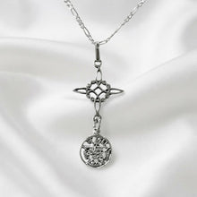CADENA CON DIJE NUDO DE BRUJA + PENTAGRAMA - PLATA .925