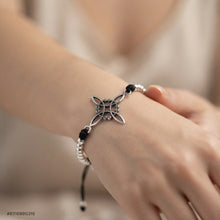 PULSERA NUDO DE BRUJA BOLITAS CON HILO - NEGRO - PLATA .925