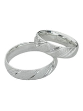 ARGOLLA 5 MM ARENADO - LÍNEAS DIAGONALES LISAS - PLATA .925
