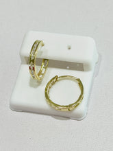 ARRACADA HUGGI CANAL ZIRCONIA MED - ORO 10K