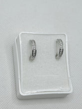 ARRACADA HUGGIE MEDIANA BÁSICA - PLATA .925