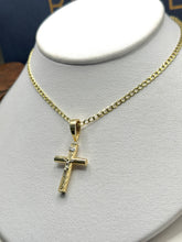 CADENA BARBADA CON CRISTO TUBULAR - 60 CM - ORO 10K