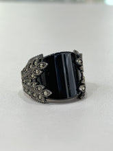 ANILLO PIEDRA NEGRA HOJAS MARQUESITA- PLATA .925