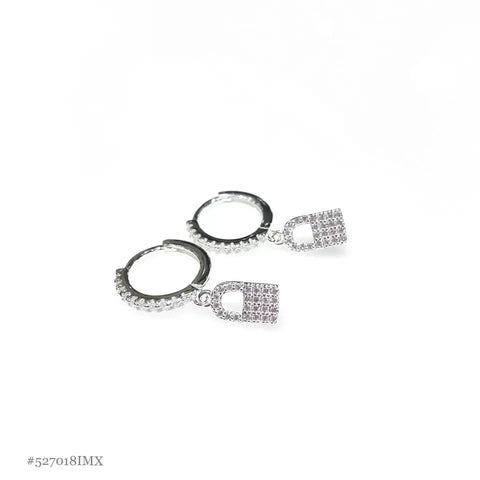 ARRACADA CON CANDADO COLGANTE