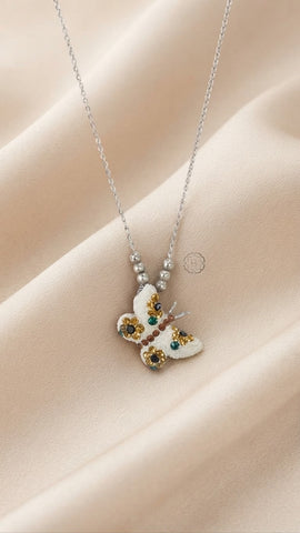 COLLAR GARGANTILLA MARIPOSA CON MICROPERLA EN FORMA DE GIRASOLES - PLATA .925