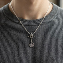 CADENA CON DIJE NUDO DE BRUJA + PENTAGRAMA - PLATA .925