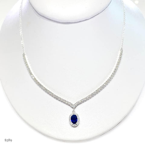 GARGANTILLA ELEGANTE CON CRISTAL COLGANTE AZUL OVAL