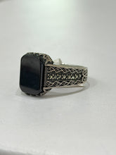 ANILLO RECTÁNGULO PIEDRA NEGRA VINTAGE - PLATA .925