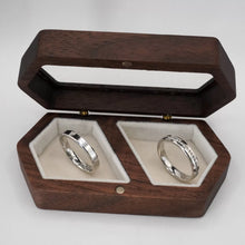 ARGOLLAS ORO BLANCO - LISA CON MARGEN CUADRADO Y TIPO CHURUMBELA MARGEN CUADRADO - ORO 14K