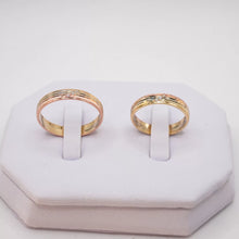 ARGOLLAS ORO FLORENTINO - LINEA DIAGONAL CON 3 ZIRCONIAS - ORO 10K