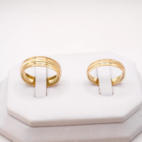 ARGOLLAS ORO AMARILLO - FONDO RAYAS CON LÍNEAS LISAS - ORO 10K