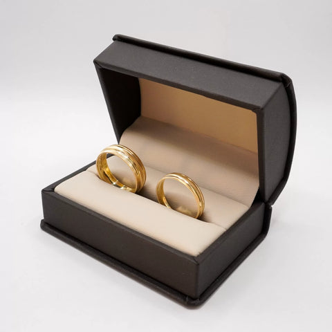 ARGOLLAS ORO AMARILLO - FONDO RAYAS CON LÍNEAS LISAS - ORO 10K