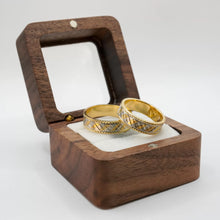 ARGOLLAS BI COLOR - BLANCO Y AMARILLO CUADRÍCULA CON MARGEN CRAQUELADO - ORO 14K