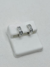 ARRACADA HUGGI CANAL ZIRCONIA MINI - PLATA .925