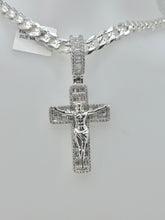 DIJE CRISTO CON PIEDRA ZIRCONIA BAGUETTE - PLATA .925