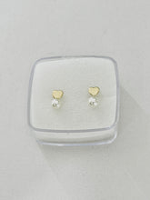 BROQUEL CORAZÓN CON PERLA - ORO 10K