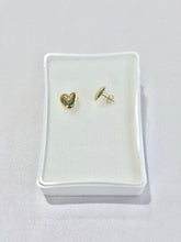 ARETE CORAZÓN INFLADO BROCHE MARIPOSA - ORO 10K