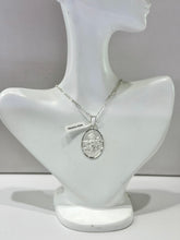 CADENA CON MEDALLA VIRGEN DESATANUDOS - MATE - PLATA .925