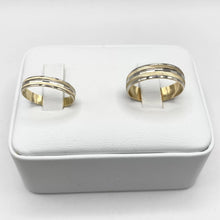 ARGOLLAS BI COLOR - TRES LINEAS BLANCO FONDO RAYADO AMARILLO - ORO 10K