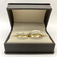 ARGOLLAS BI COLOR - TRES LINEAS BLANCO FONDO RAYADO AMARILLO - ORO 10K