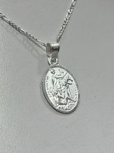 CADENA CON MEDALLA SAN MARTIN CABALLERO - MATE - PLATA .925