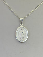 CADENA CON MEDALLA VIRGEN DE GUADALUPE - BISEL LISO - MATE - PLATA .925