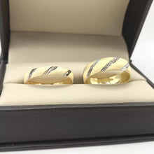 ARGOLLAS BI COLOR - LINEAS DIAGONALES BLANCO FONDO AMARILLO - ORO 10K