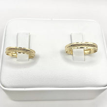 ARGOLLAS ORO AMARILLO - LINEA CENTRAL FACETADA DELGADA - ORO 10K