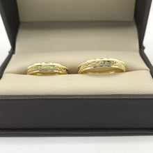 ARGOLLAS ORO AMARILLO - LINEA CENTRAL FACETADA DELGADA - ORO 10K