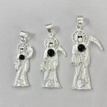 DIJE SANTA MUERTE CON BOLA NEGRA - PLATA .925