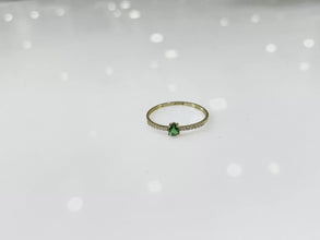 ANILLO VERDE ZIRCONIA GOTA - ORO 10K
