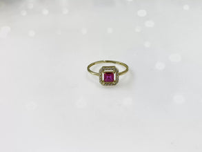 ANILLO ZIRCONIA CUADRO GUINDA CONTORNO MICRO - ORO 10K