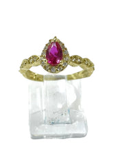 ANILLO ZIRCONIA GOTA GUINDA ONDAS LATERAL - ORO 10K