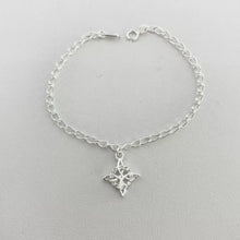 PULSERA CON DIJE DE NUDO DE BRUJA - PLATA .925