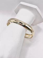 ARO PULSERA - DISEÑO FACETADO - 6.5 CM X 1 CM - ORO 10K