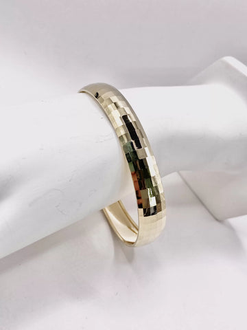 ARO PULSERA - DISEÑO FACETADO - 6.5 CM X 1 CM - ORO 10K