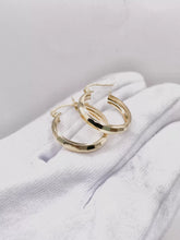 ARRACADA DISEÑO FACETADO - 2 CM  x 4 MM - ORO 10K