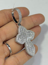 DIJE DE CRUZ CURVA CON ZIRCONIA - PLATA .925