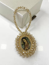 COLGANTE MEDALLA DOBLE VISTA BORDADA CRISTAL (San Judas Tadeo / Virgen de Guadalupe)