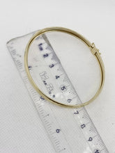 ARO OVALADO - FACETADO CUADROS - 6.8 cm x 6 mm - ORO 10K