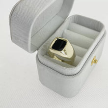 ANILLO CUADRO TIPO ÓNIX SINTETICA - ORO 10K