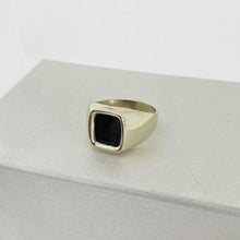 ANILLO CUADRO TIPO ÓNIX SINTETICA - ORO 10K