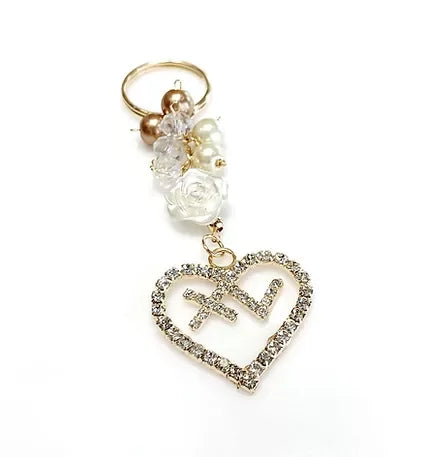 LLAVERO CORAZÓN XV Y FLOR PERLIZADA - RECUERDOS PARA 15 AÑOS